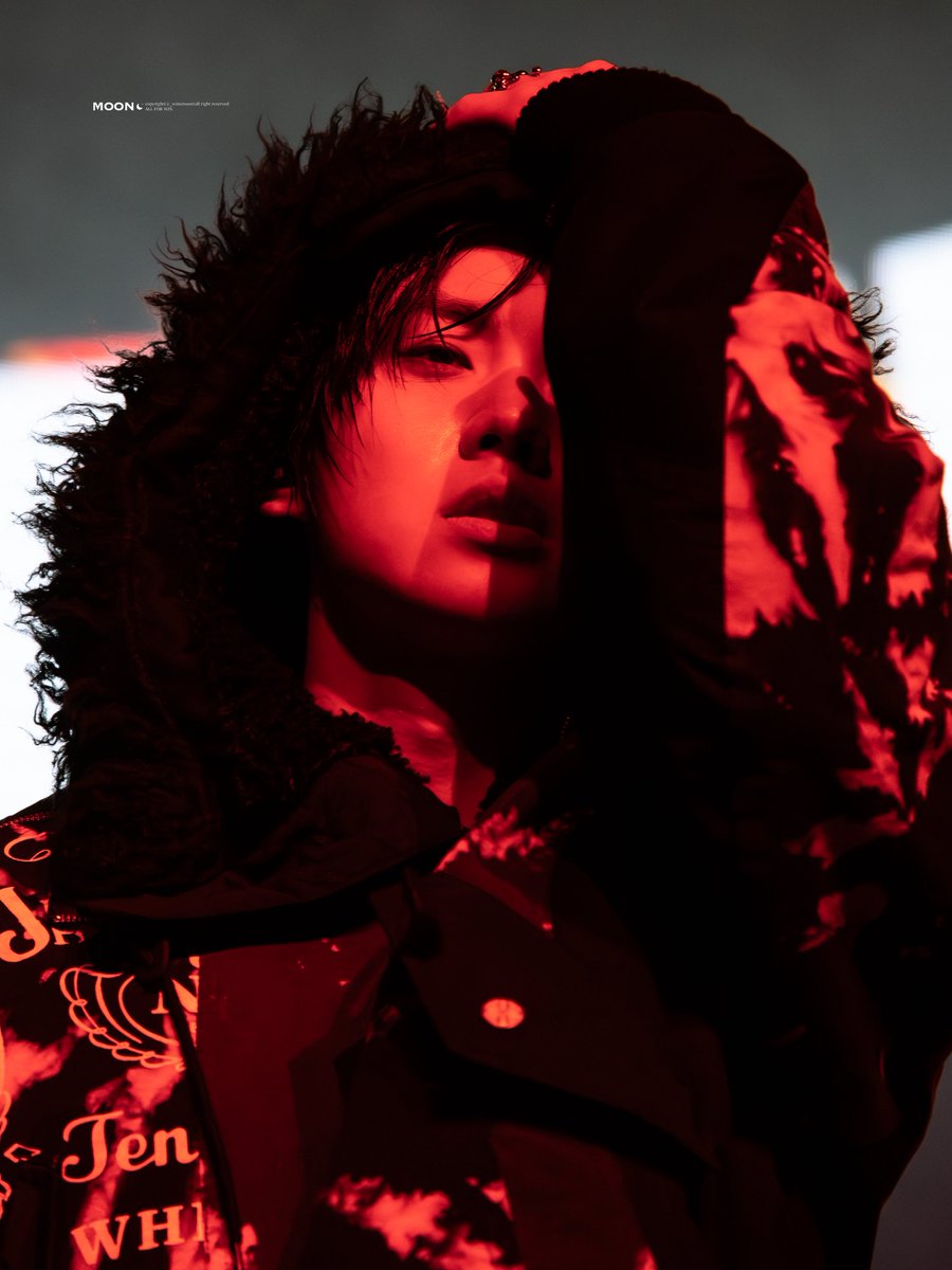 𝙈𝙊𝙊𝙉 tweet media