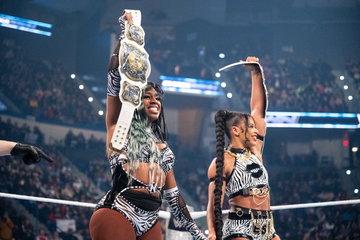accountTripleH's tweet photo. Things were great for Naomi and Bianca Belair 1 year ago when Naomi won the WWE Women's Tag Team Championship with The EST! #SmackDown   
#accounttripleh https://t.co/tVMu890NVB