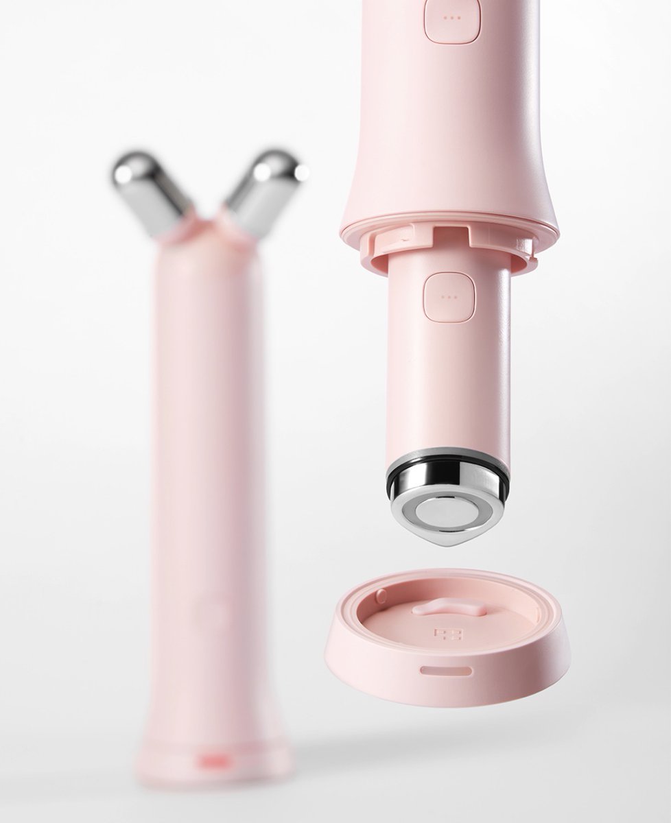 medicubeからまた新しい美顔器が出てる…🥹今度はローラー付きだって