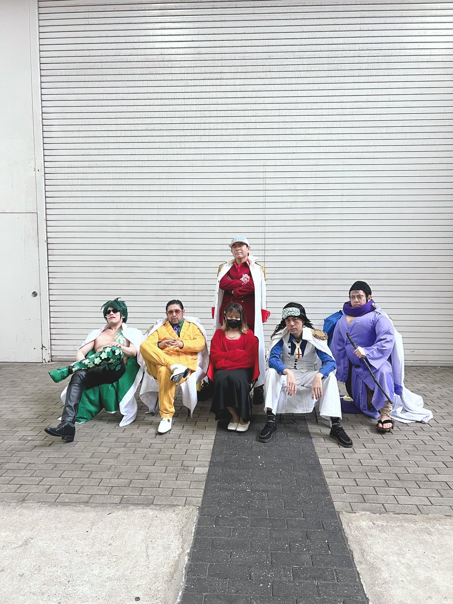 _sakna41's tweet photo. 今年も大将たちと撮って頂きました📸🫶🏻
本当に凄くて座った瞬間圧迫感すごかった🙄 https://t.co/QZKzVwoFYe