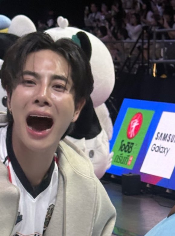 มาดามกล้องคนอื่น                      มาดามกล้องพี่เอิ้ด