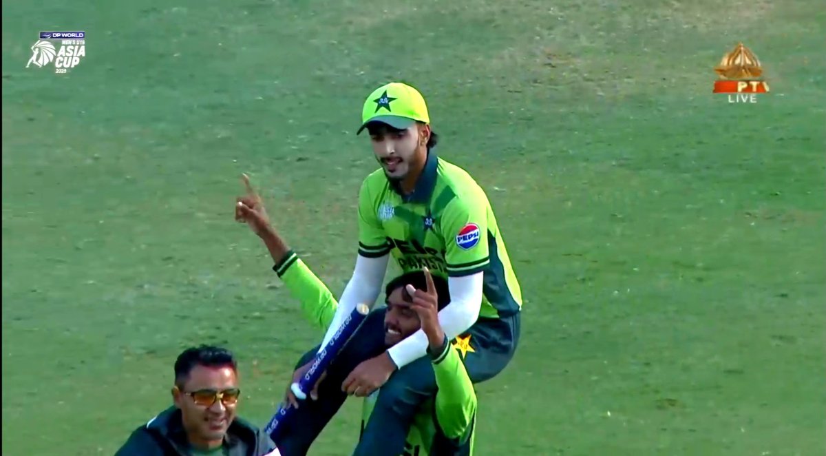 PTVSp0rts's tweet image. History for Pakistan U-19 team as they thrashed India U-19 in the final by 191 runs to clinch the U-19 Asia Cup 2025. 🏏🏆🇵🇰

#U19AsiaCup | #PAKvIND | #ptvsports