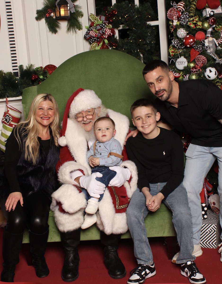 Señorita Hellmann tweet media