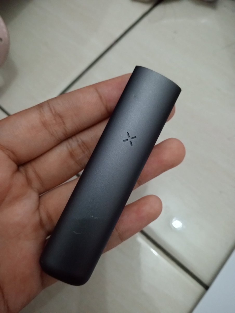 Exvaluation's tweet photo. WTS FOOM X SPACE GRAY 80k (nego) (harga asli 200k)

- pemakaian baru sebentar, sekitar 1 bulan
- ada goresan dikit karena warnanya gelap, jadi gampang kebaret baret
- box masih mulus, ada lanyard dan charger

DOM: PURWOKERTO
#zonauang #murah #zonajajan https://t.co/QW7LHwBdoG