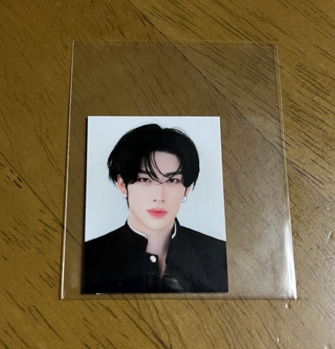 無くしたと思ってたイケメンの証明写真見つかった(´༎ຶ 👄 ༎ຶ)よかった