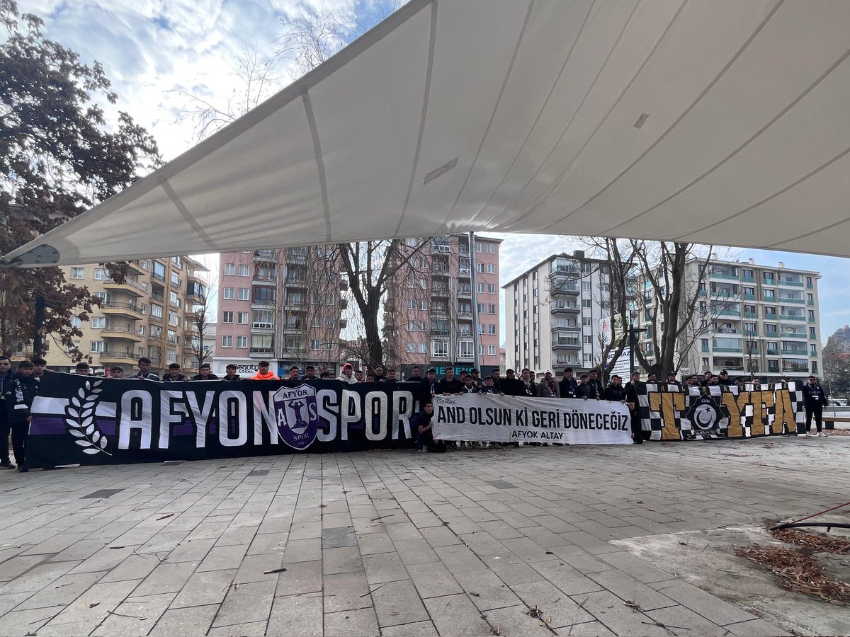 Afyok &amp; Altay El Ele!

Kardeşlerimizle maç öncesi bir araya geldik.

#Afyok #Altay