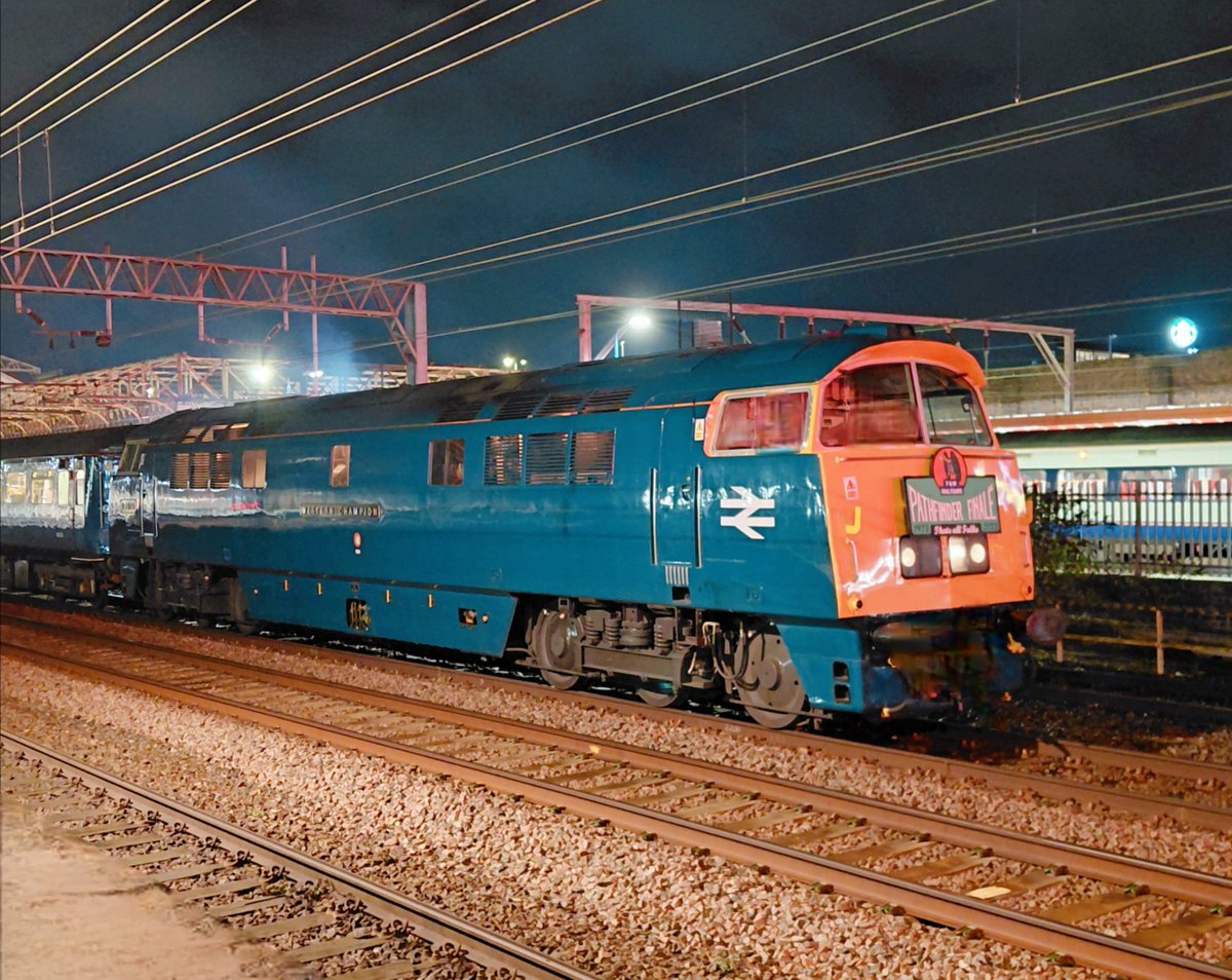 TrainiacV41582's tweet image. #class52 D1015 Western Champion at Crewe