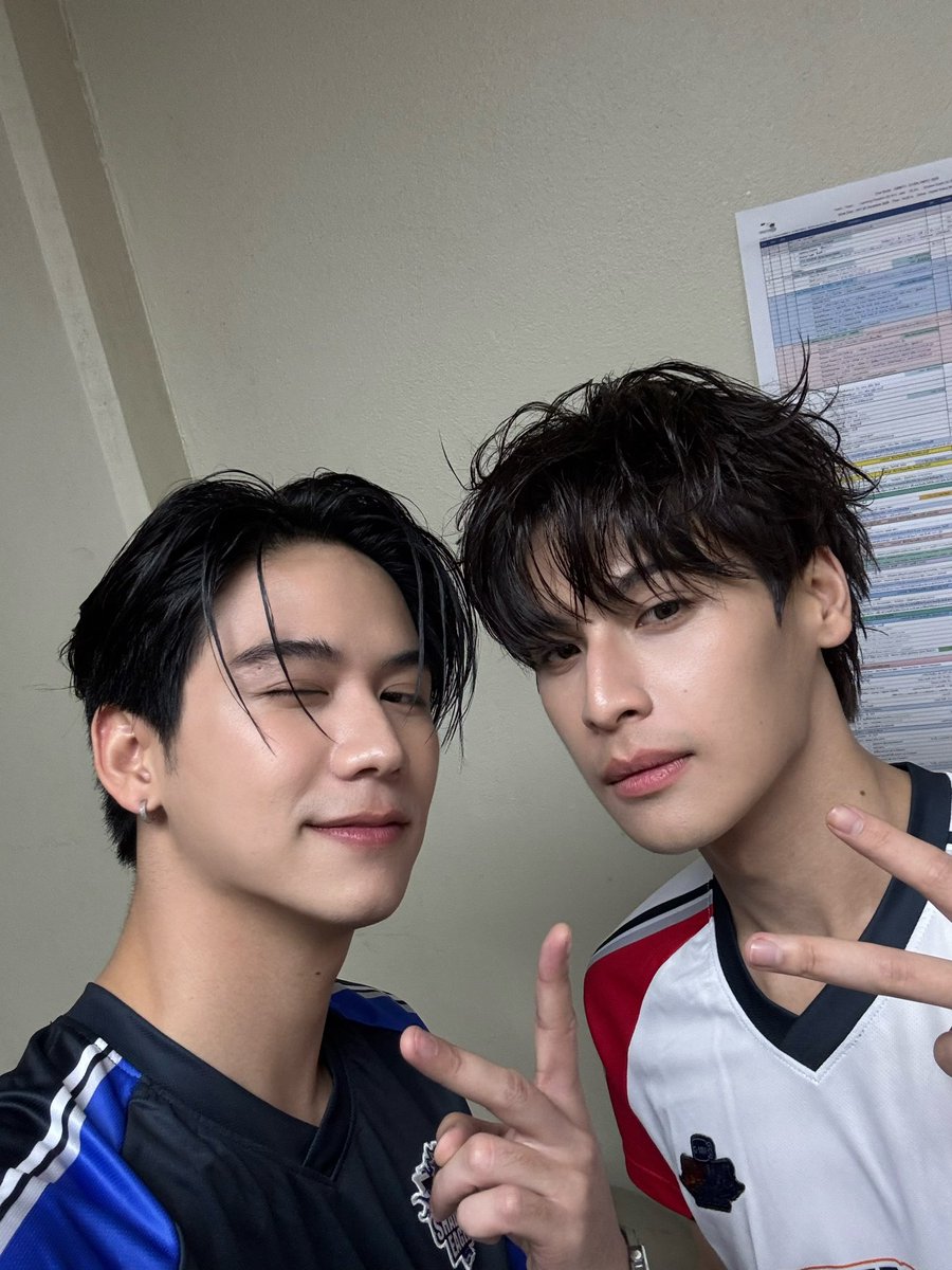 satangktp's tweet image. ตาลือตกบ้าน ไปช่วยหน่อย ทั้งคู่เลย55555555 #GMMTVStarlympics2025