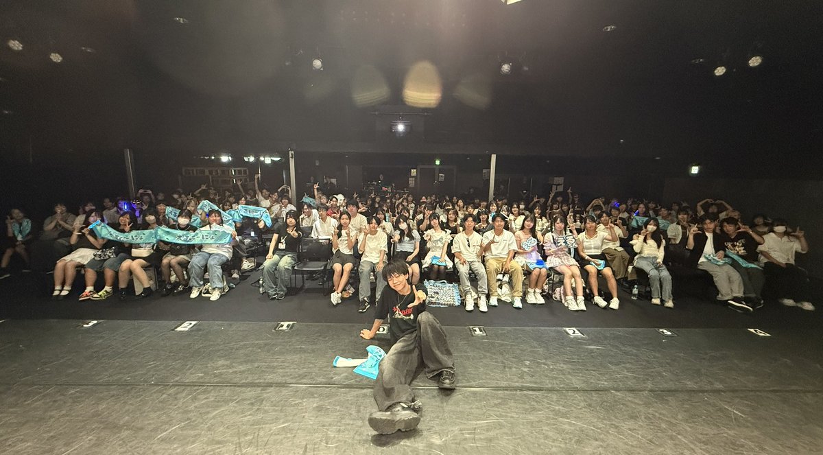 ERUN1NYO's tweet photo. えるにーにょミリオンツアー
”全国が俺を祝福している”
in福岡.愛知.宮城.東京

改めて本当にありがとうございました😎
みんなに感謝を伝えるために始めたツアーでしたが、各地であったみんなから逆にパワーをもらいました💪💪

もっと色んな景色を見せます👊
またいつか必ず会おう‼️

おつにーにょ✋ https://t.co/svDTKqOVyM