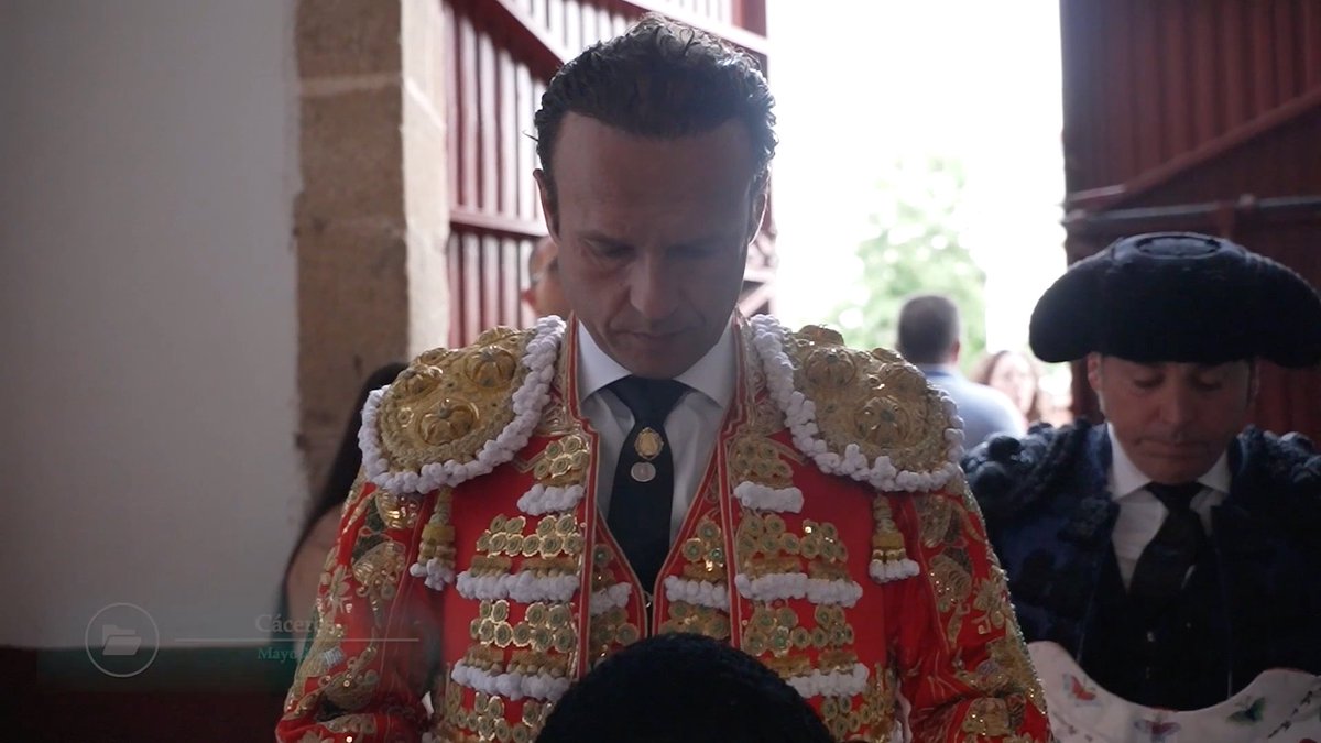 Comenzamos nuestro resumen del año con lo más destacado de nuestras ferias, de nuestros festejos mayores. Desde Olivenza a Fregenal, la emoción de una temporada única.

🟥 En directo bit.ly/DirectoTierraD…

📲YouTube y App 
<a href="/cextremadura/">Canal Extremadura</a>