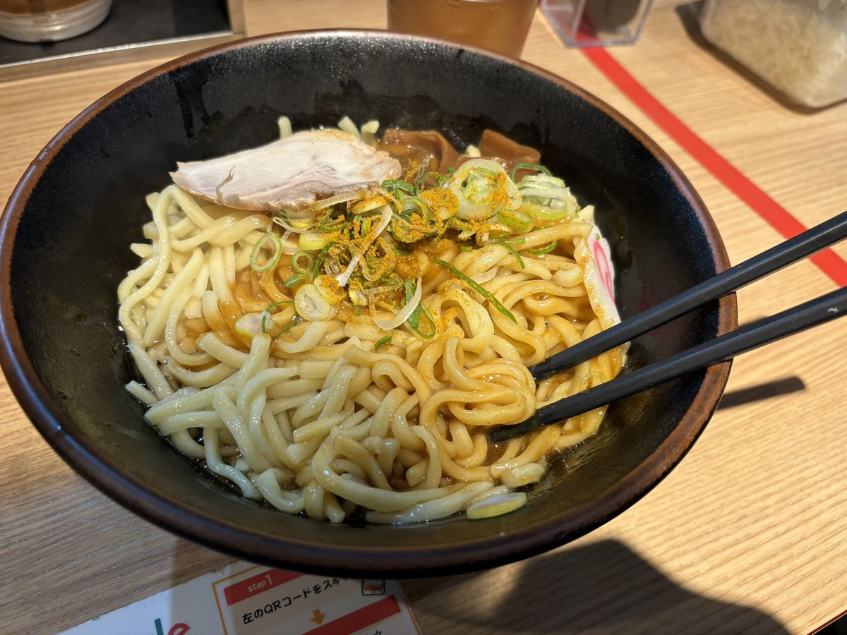 本日の大発見
カレー油そば、流石に美味すぎるのでSティアです、なんでこんなにうまいんだよこれ