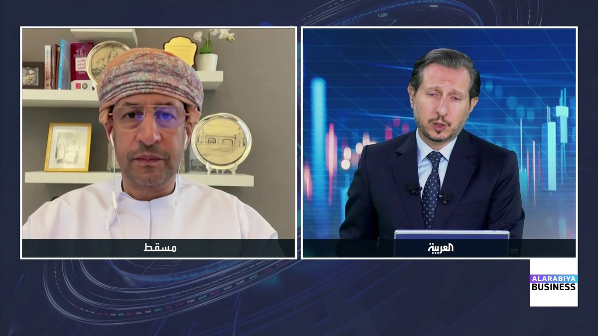 المدير العام السابق لتسويق النفط والغاز بوزارة الطاقة العُمانية علي الريامي: صادرات فنزويلا المتأثرة بالحظر الأميركي ليست كافية لإحداث تأثير يُذكر في سوق يعاني فائضًا كبيرًا في المعروض. اعتراض السفن النفطية الفنزويلية يضيف ضغطًا سياسيًا أكثر من كونه تأثيرًا سعريًا. رفع الإنتاج الأميركي هو هدف سياسي واقتصادي واضح للإدارة الأميركية. NaserElTibi جرس الإغلاق _Business 