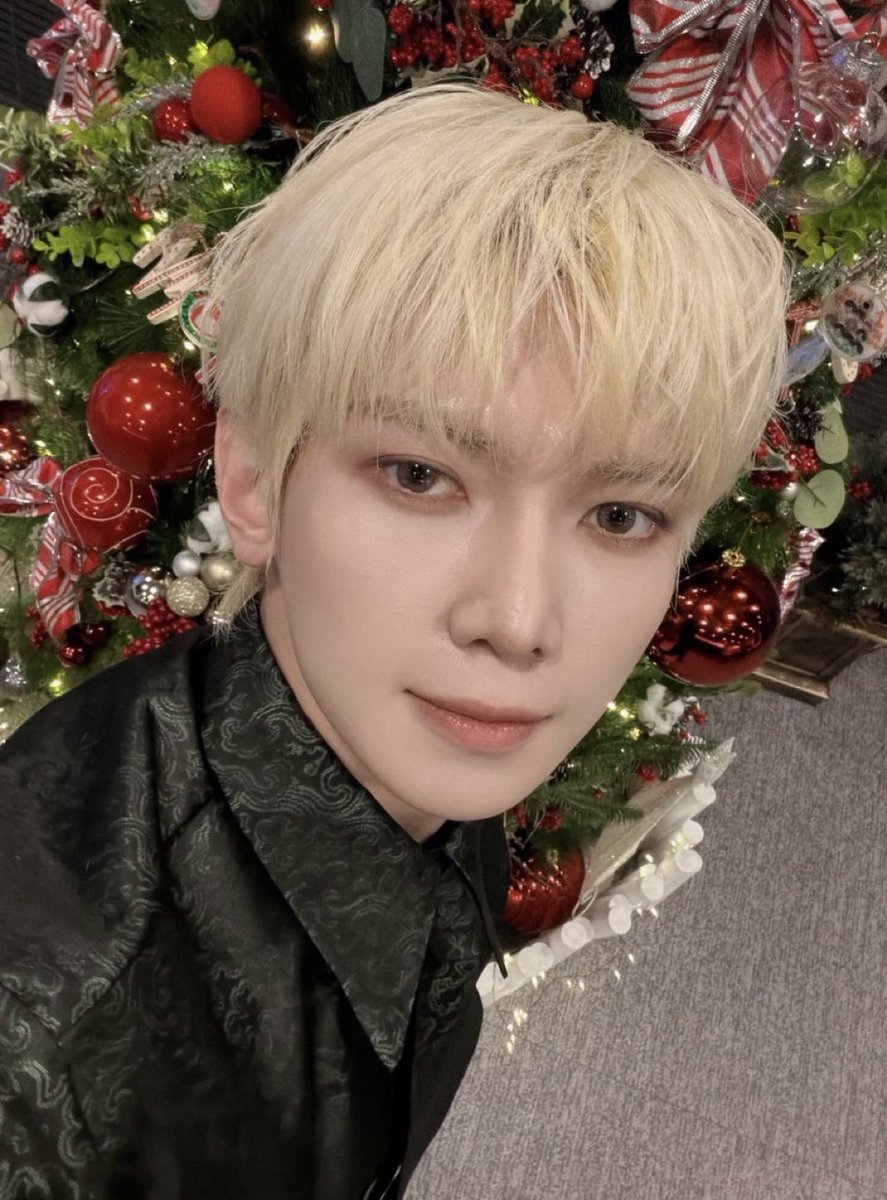 yun8ho's tweet image. unreal