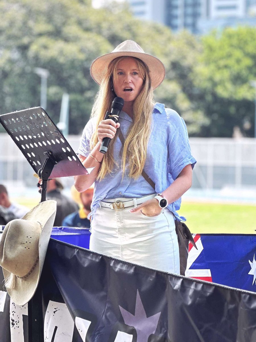 Monica Smit / Reignite Democracy tweet media