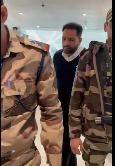 Srinagar Airport Case (1st Image) v/s Delhi Airport Case (2nd Image).

As per the official statement from <a href="/CISFAirport/">APS - CISF</a>, I wish we could witness the bravery and prompt actions of <a href="/CISFHQrs/">CISF</a> <a href="/CISFAirport/">APS - CISF</a> in any available CCTV footage from the <a href="/ankitdewan/">Ankit Dewan</a> case. 

Further, who is this