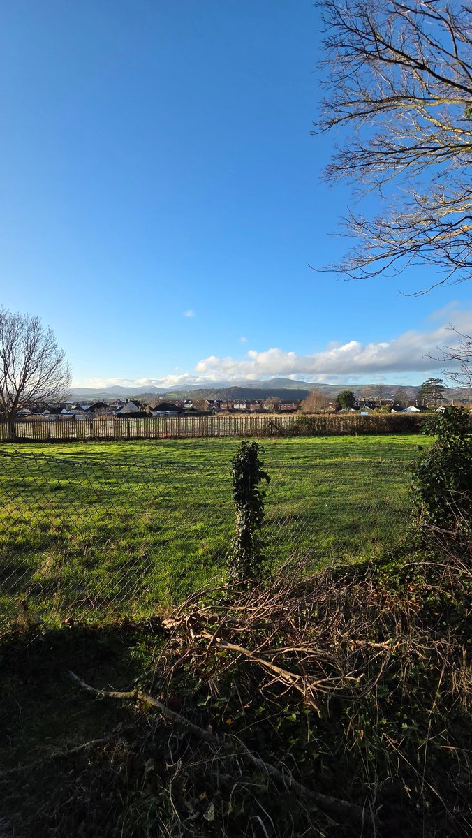 Why can't every December morning be like this? #Conwy