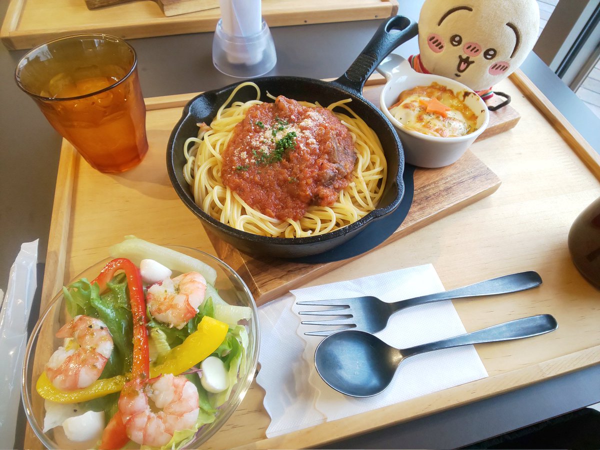 今日は友人とランチ🍽️ 土日限定営業のカフェなので 友人が予約して