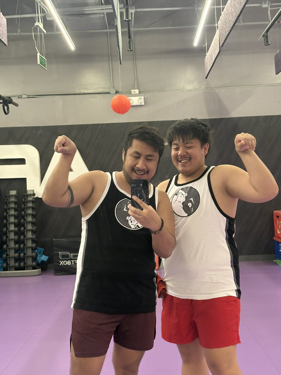 Hubby_Stiel's tweet image. Nagselfie pero hindi nag workout. 🤫