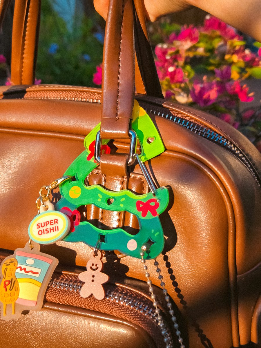 JornJornGang's tweet photo. เปิดฟอร์มออนไลน์ Carabiner อะคลิลิค ใครหาของขวัญปปีใหม่อยู่จิ้มได้นะคะ งานพร้อมส่งน้อยมาก ลายละไม่เกิน 4-5 ชิ้น 🥺
https://t.co/4GvxlN9oWw

เพิ่งลองทำครั้งแรกเลย

ยืมพื้นที่นิดนึงนะคะ ไปขายไม่ทัน 🥲
#IFEXPOWINTER25 https://t.co/6vlIYNmcUI