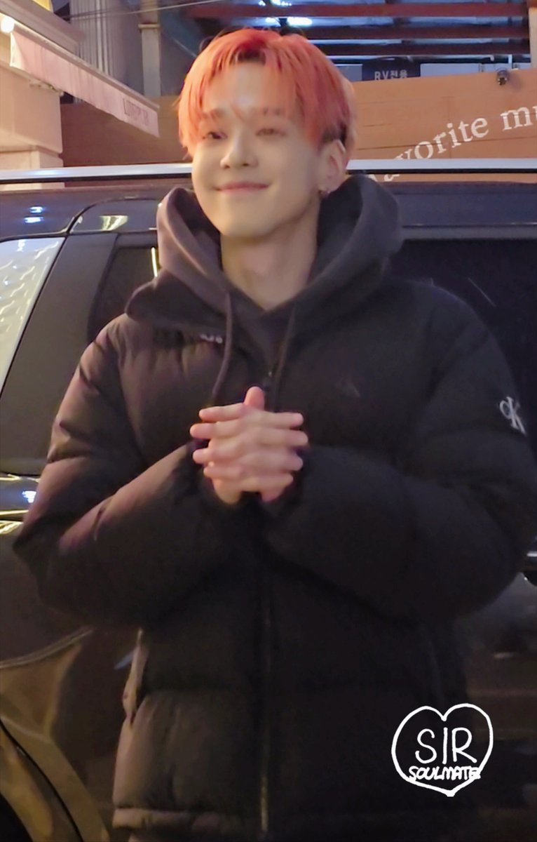 251221 Body Talk (from20 Remix) 청음회 #HELLOGLOOM 퇴근

웅재도 수고했어💛

<a href="/helloglxxm/">HELLO GLOOM</a>
#헬로글룸 #나웅재 #웅재 
#WAYBETTER #웨이베러