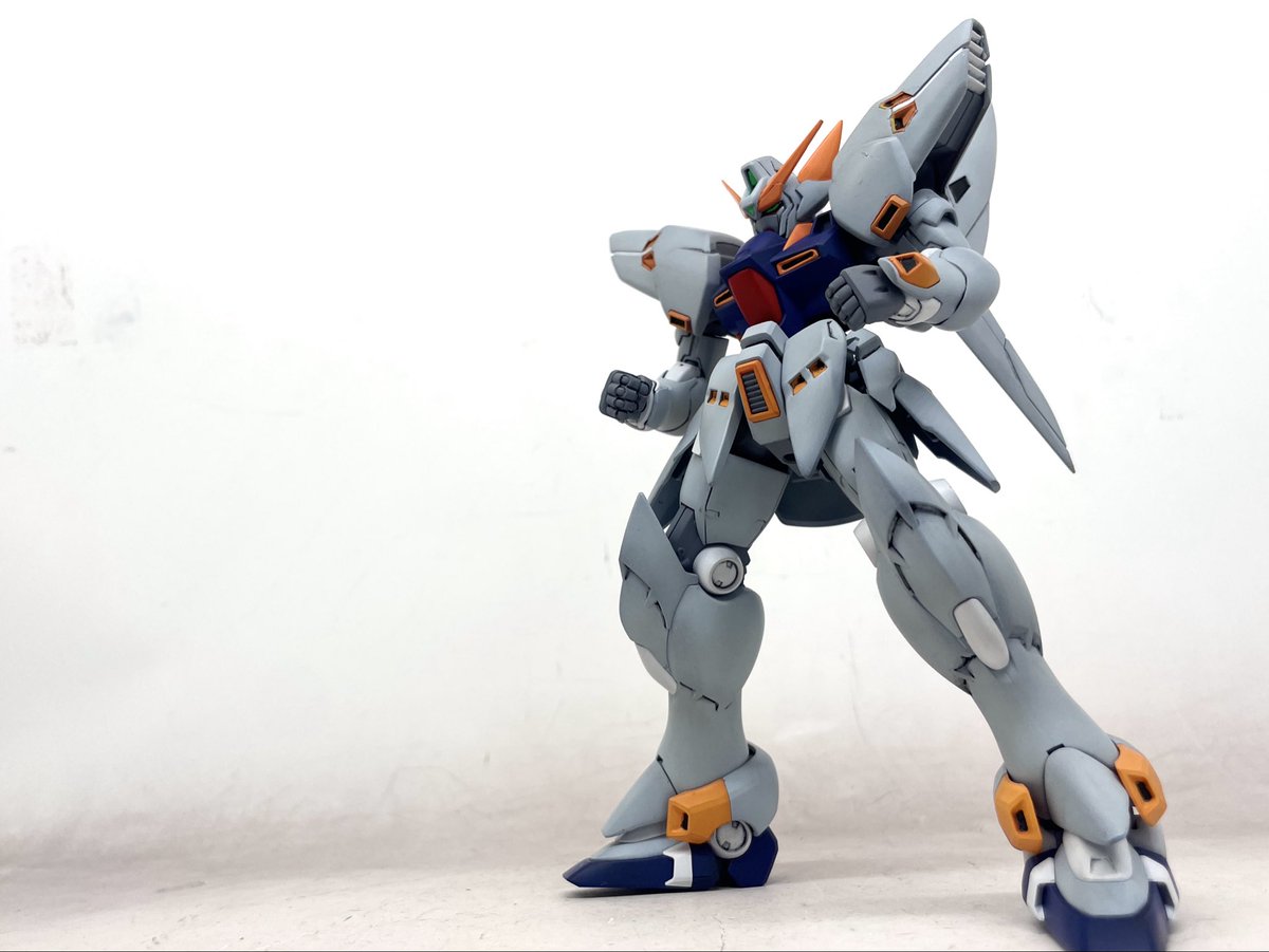 HG ヒュッケバイン(PTX-08R)作りました。緑にすっかーとも思いましたが