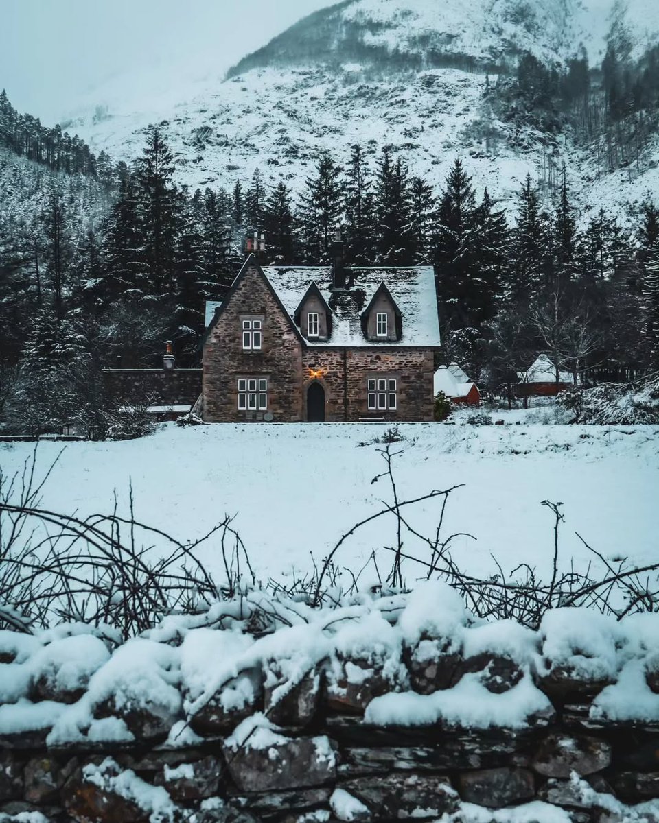 visualsofearth1's tweet image. Cottage life in the Scottish Highlands