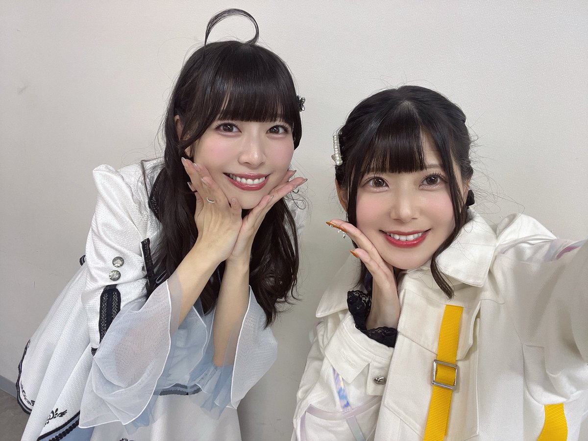 桑山千雪役 芝崎典子さん🤍 薄井友里ちゃんとのツーショットを眺めてい