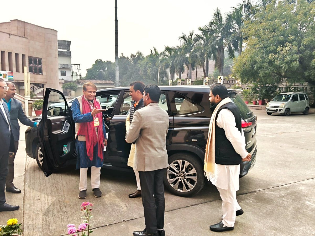 Suresh Prabhu tweet media