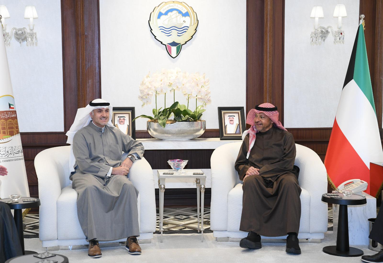 محافظ الفروانية يستقبل مدير الجامعة العربية المفتوحة. أكد دعم التعليم والشراكة المجتمعية 