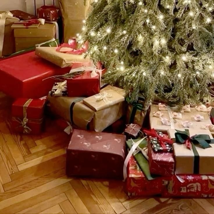 CoutureGivenchy's tweet image. 