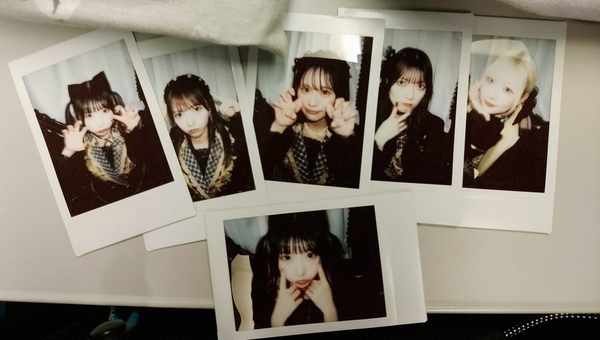 regunart's tweet photo. Nü FEEL. 1st TOKYO LIVE!!
CURE LAND WORLD
お疲れ様でした、1部2部ともめちゃくちゃ楽しかったです

新曲カッコよすぎですね
(あのフリコピれるか……？？？)

新衣装とのことでしたので、皆様の分を買わせていただきました

 #NüFEEL https://t.co/eDvrUVs8uU