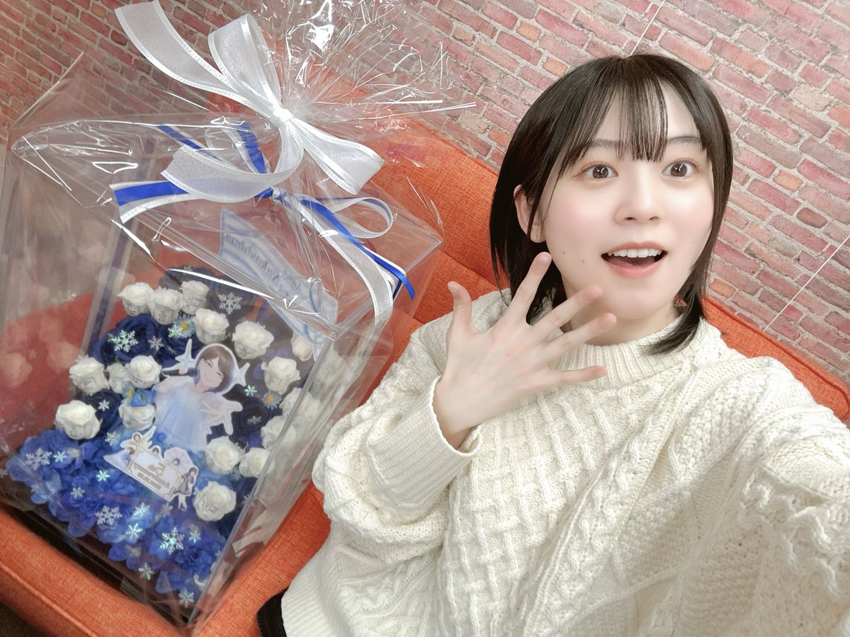 FC限定生配信ありがとうございました🌸 みんなからのお花とっても