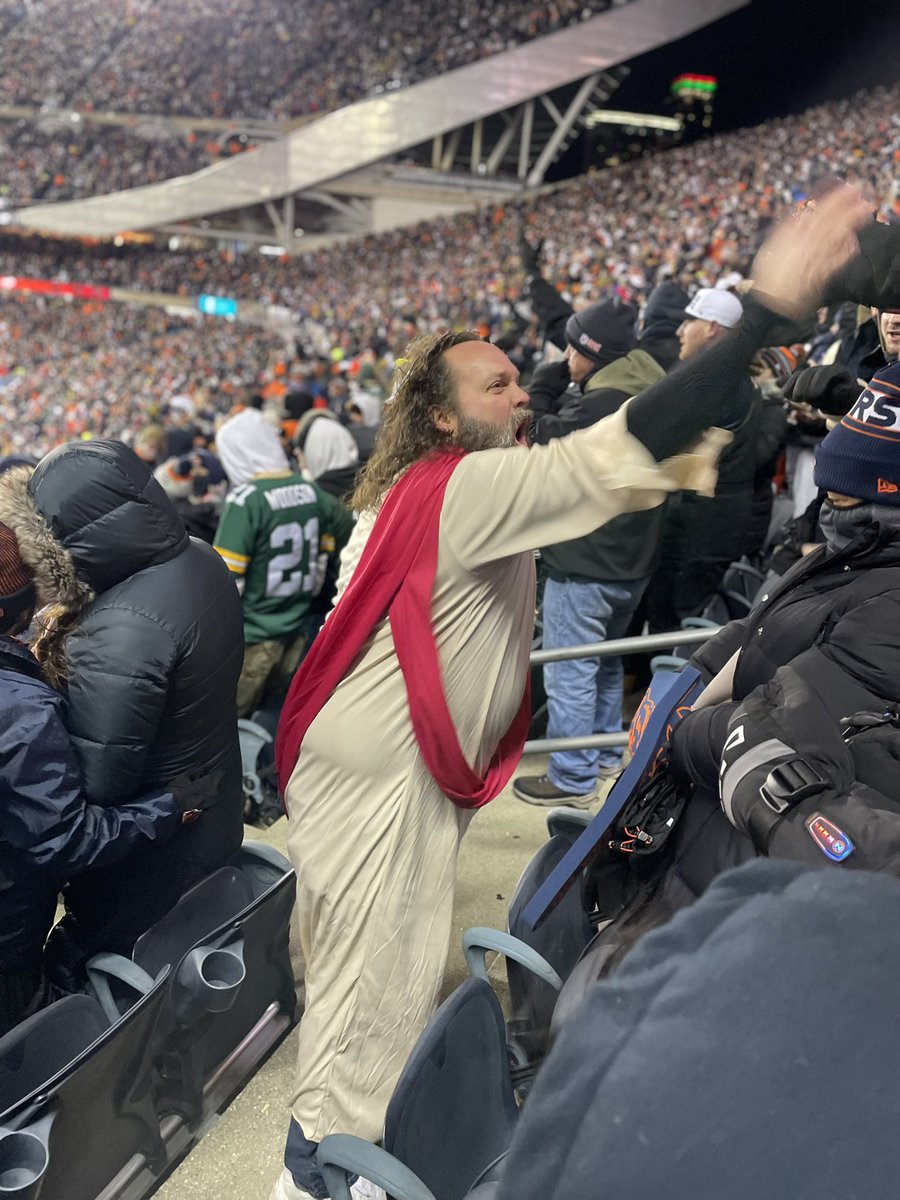 doubleTrocks's tweet image. Fan of the game! Celebrating his birthday a little early!