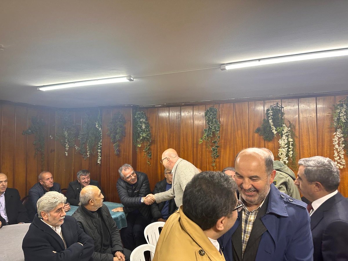 Anadolu yakası BAYBURT kültür ve yardımlaşma derneğimizin genel kuruluna 
Saadet Partisi Kartal ilçe yönetimimizle birlikte katılım sağladık. 
Güven tazeleyen dernek başkanı sn. Adem DOĞAN ve yönetimine başarılar diliyorum.