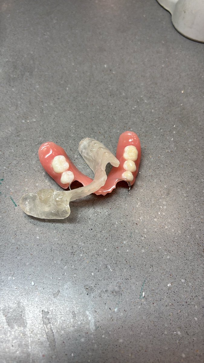 hnone1_'s tweet photo. surgical stent https://t.co/g1nYPpOQPG