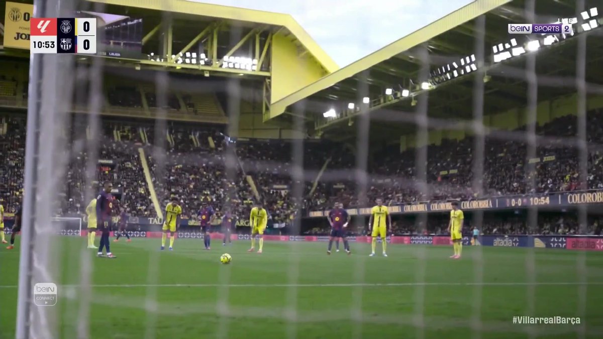 رافينيا يضع برشلونة في المقدمة من علامة الجزاء 