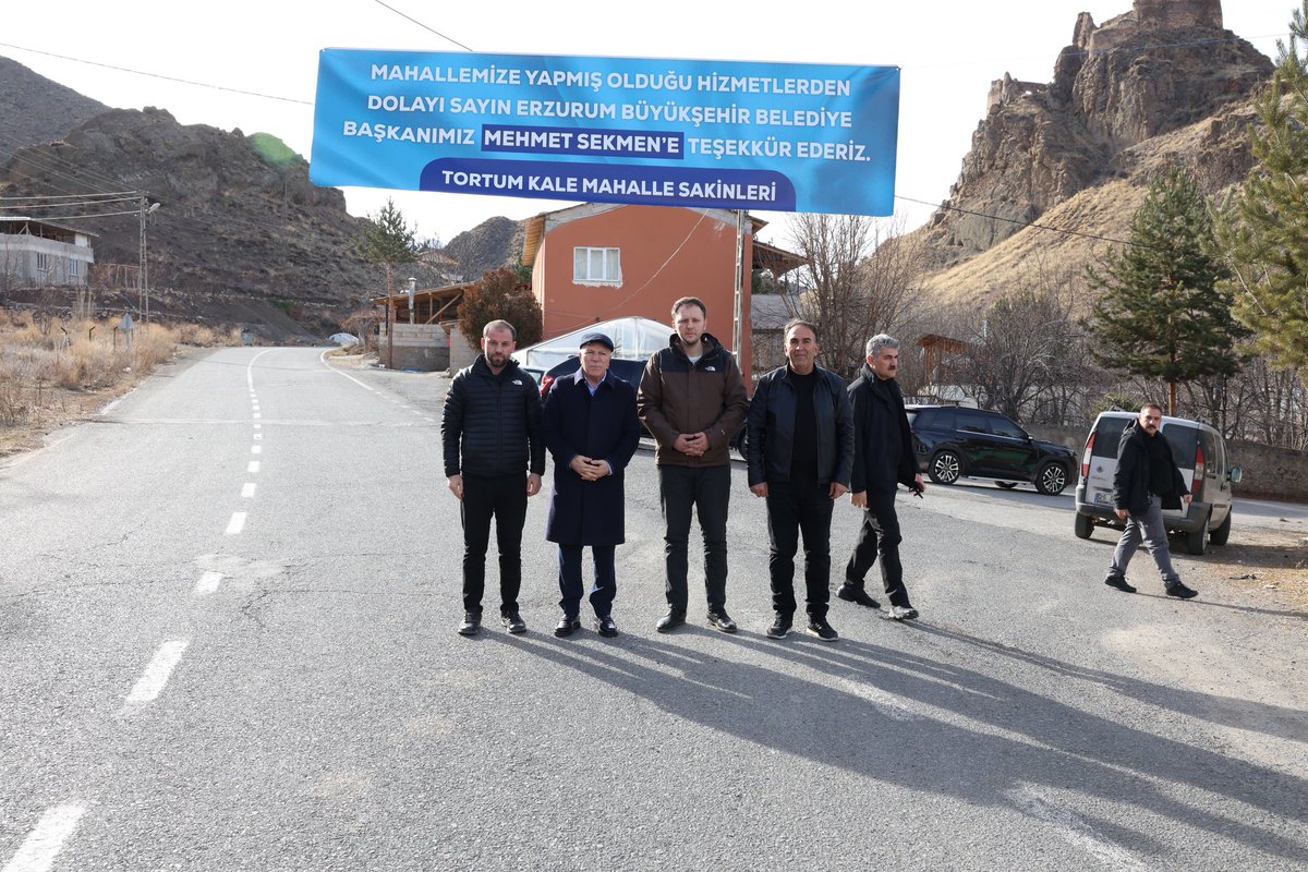 AK Parti Erzurum İl Başkan Yardımcımız Halil Ergün ve AK Parti Tortum İlçe Başkanımız Hasan Yazıcı kardeşlerimle Tortum ilçemizin Kale Mahallesi’nde yürüttüğümüz çalışmaları yerinde inceledik.  

Devam eden hizmetlerimizi adım adım takip ederken, kıymetli hemşehrilerimizle de