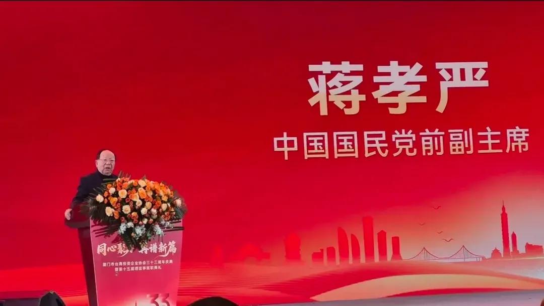 Lawrence1947228's tweet photo. 明年的預算
一毛都沒審

已經是第二次
第二年這樣亂搞了

翁曉玲這些藍委跑去媚共領旨
看怎麼能繼續破壞台灣
黃國昌還在騙
喊彈劾總統

明年又要選舉了
每一張投給藍白的票
都是自殺證明加器官捐贈同意書 https://t.co/DFeHLbAkPN