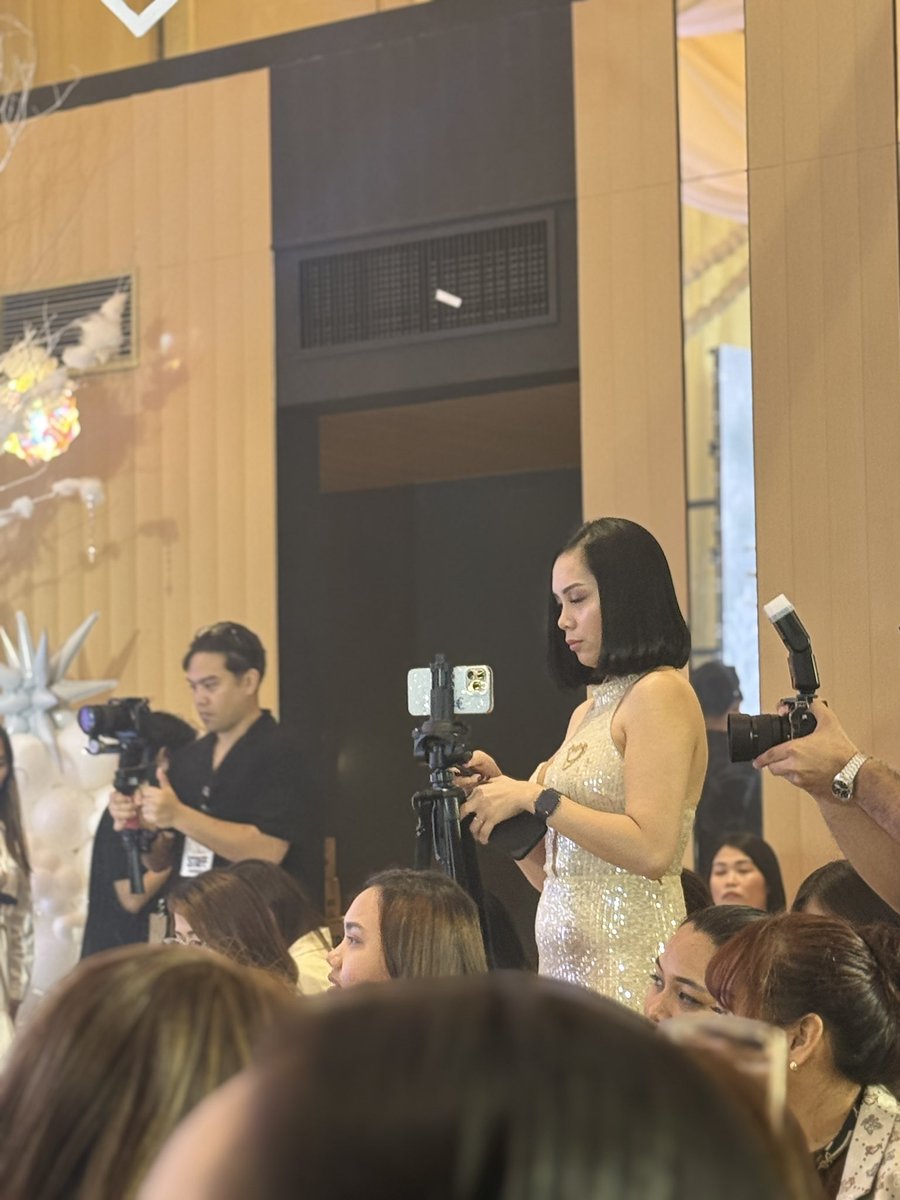 Ning Ning 🌻 tweet media