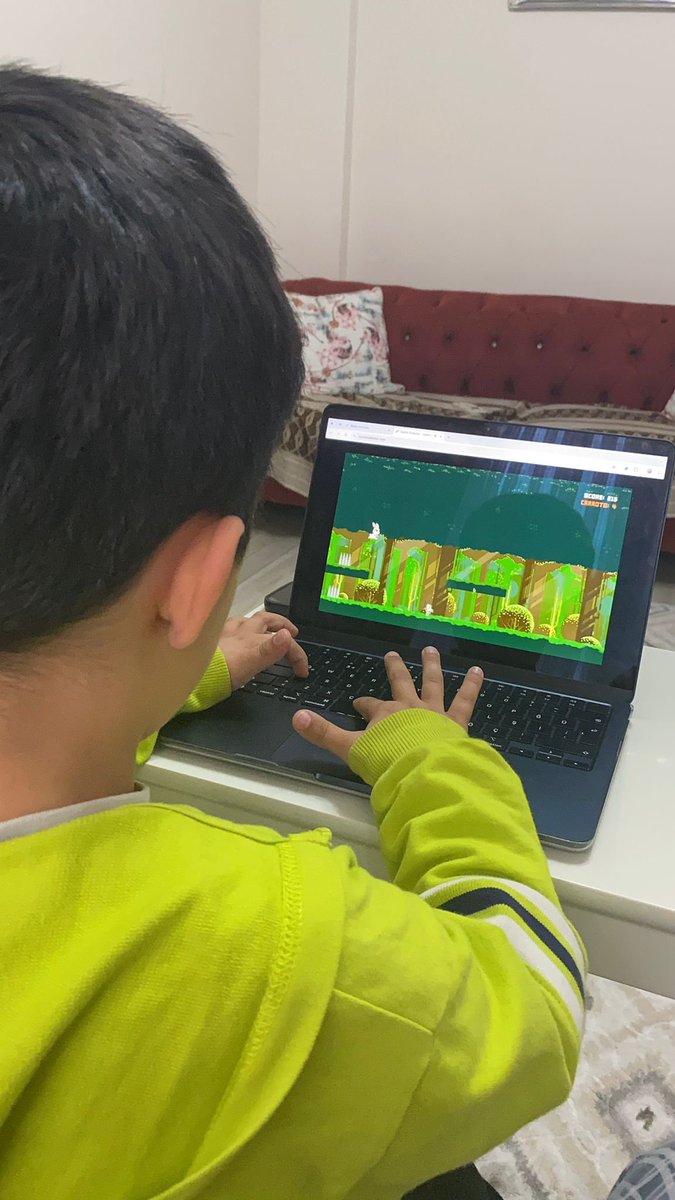 Free to play.

Simple.

You earn rewards as you play.

Soon on <a href="/LineaBuild/">Linea.eth</a>  by <a href="/BunnyOnLinea/">Bunny Universe🥕 | Linea</a> 

Who wants to give it a try? 👀👇