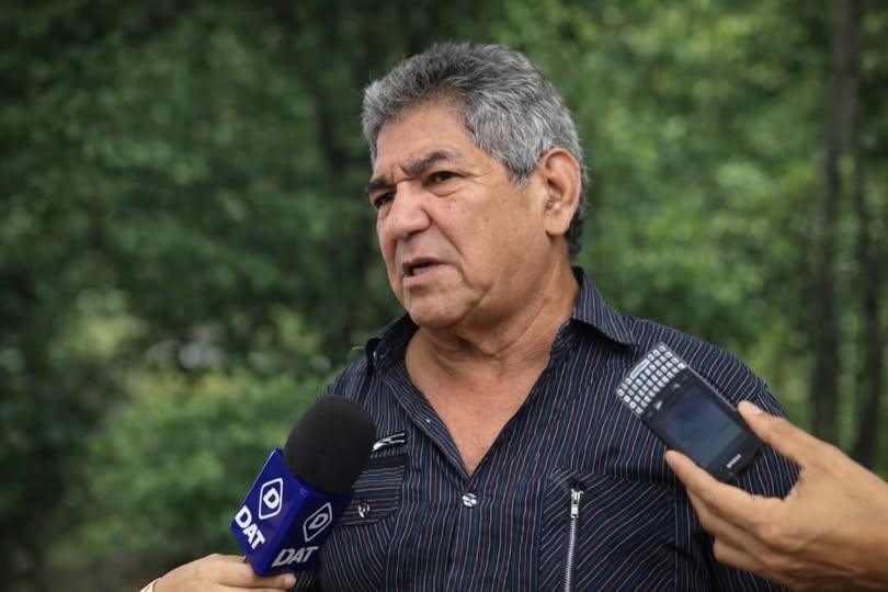ObservatorioVLS's tweet photo. El compañero Omar Escalante, presidente de Federación de Trabajadores del estado Carabobo, fue condenado por un tribunal militar a 30 años de prisión, en un juicio iniciado en 2017. Un civil juzgado por la jurisdicción militar, un juicio que duro 8 años y el compañero se presentaba todos los meses ante el tribunal. No hay ninguna prueba que lo vincule con la rebelión militar por la que fue condenado. El compañero Escalante tiene graves problemas de salud, iba al tribunal a presentarte caminado con un bastón. FetraCarabobo está afiliada a la CTV, cuyo secretario general, José Elías Torres fue detenido por la PNB el 28 de noviembre y se encuentra desaparecido.
@ILOACTRAV @TarekWiliamSaab @RafaelFreireCSA