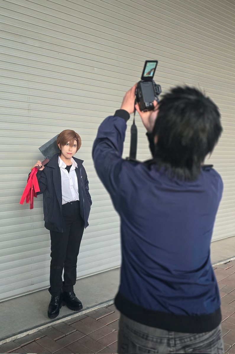 우히 간단한 서코 후기
역시 높은굽이 짱이다
자신감이 조금 UP됐다
양일 그렇게 추운 게 덜했다
트친들도 많이 만난 것 같다 아마도!

내년 행사 때는 더 많이 만나요
미리크리스마스
미리해피뉴이어

🎄🎄🎄🎄🎄