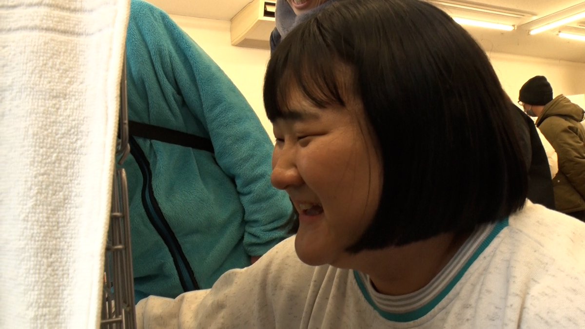 池崎一門
ヨネダ2000 愛ちゃん

M-1グランプリ2025

らしさ全開で最高でした！
そして素晴らしすぎるリズムキープ力…！
かっこよかったです、お疲れ様でした！！