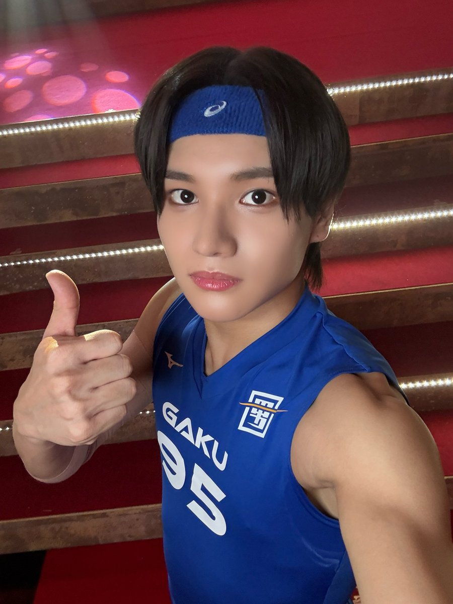 aoen_members's tweet photo. 『最強スポーツ男子頂上決戦2025冬』に出場いたしました！

小さい頃から家族で見ていた番組に参加できて光栄でした！
最年少初出場だったのですごく緊張していたのですが、先輩方が色々アドバイスをくださりました。
そして僕自身もついていこうと必死で頑張りました！

カッコ良くて、最強な皆さんと同じ時間を過ごせて同じ目標を目指せて幸せでした。
優樹君と礼央も応援に駆けつけてくれてありがとう！

そして何よりも沢山の声で応援してくださったaoring！お客様！本当に力になりました！ありがとうございます😊

#TBS #スポ男
#aoen #アオエン #雅久