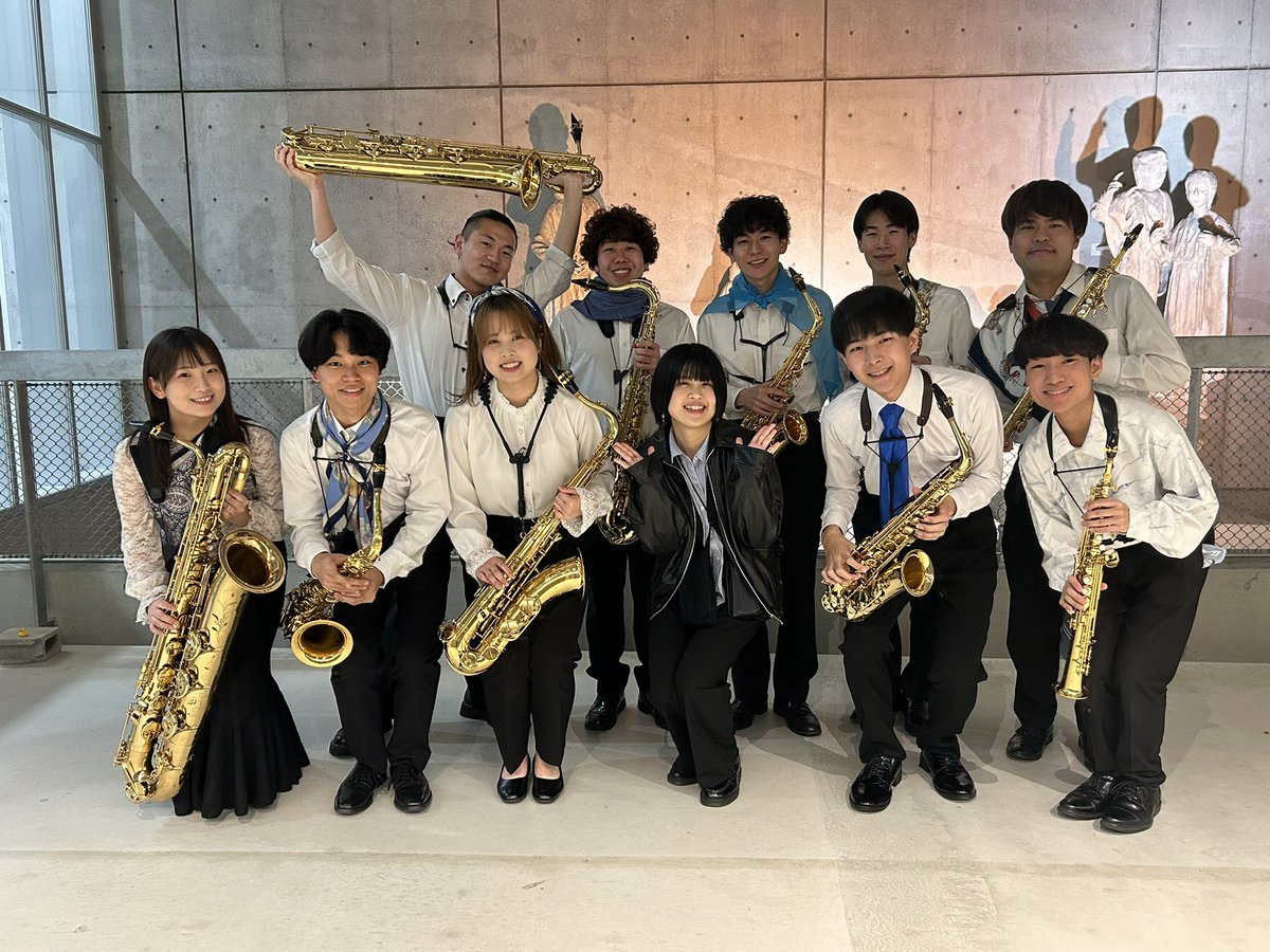 kcuasaxophone's tweet photo. 【演奏会のご報告】
12/20 管打楽三昧が終演いたしました！
本校非常勤講師 福田彩乃先生ご編曲のモルダウを演奏いたしました！
練習から大変勉強になる曲でした！
お楽しみいただけましたでしょうか？
2/8のサクステーションもアンサンブル盛りだくさん！お楽しみに🎷 https://t.co/An51nFLY3A