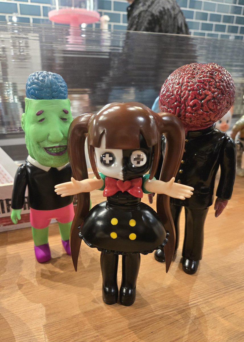 かなちんさんの魔法少女のボディーガードを喜んで引き受ける漢達