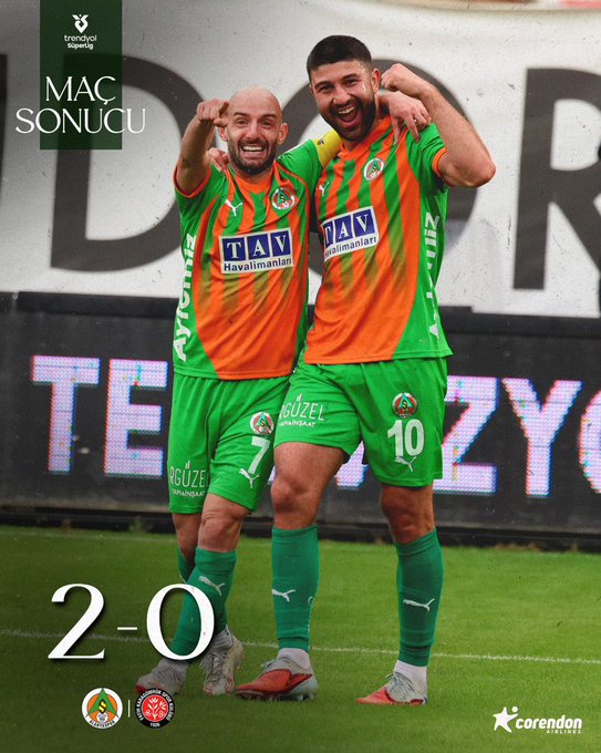 G8siFJEWEAAuwBj?format=jpg&name=small