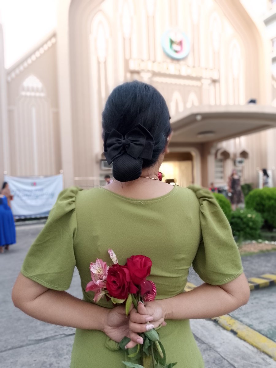 milleldsm's tweet photo. Through the shortcomings, heartbreaks and trials over the 12 months of a rollercoaster ride, yes, I survived. 🦋✨

Happy Year-end Thanksgiving, brethrens! 🤍✨🇮🇹

#ThankfulNoMatterWhat https://t.co/G0nYRPmlX4