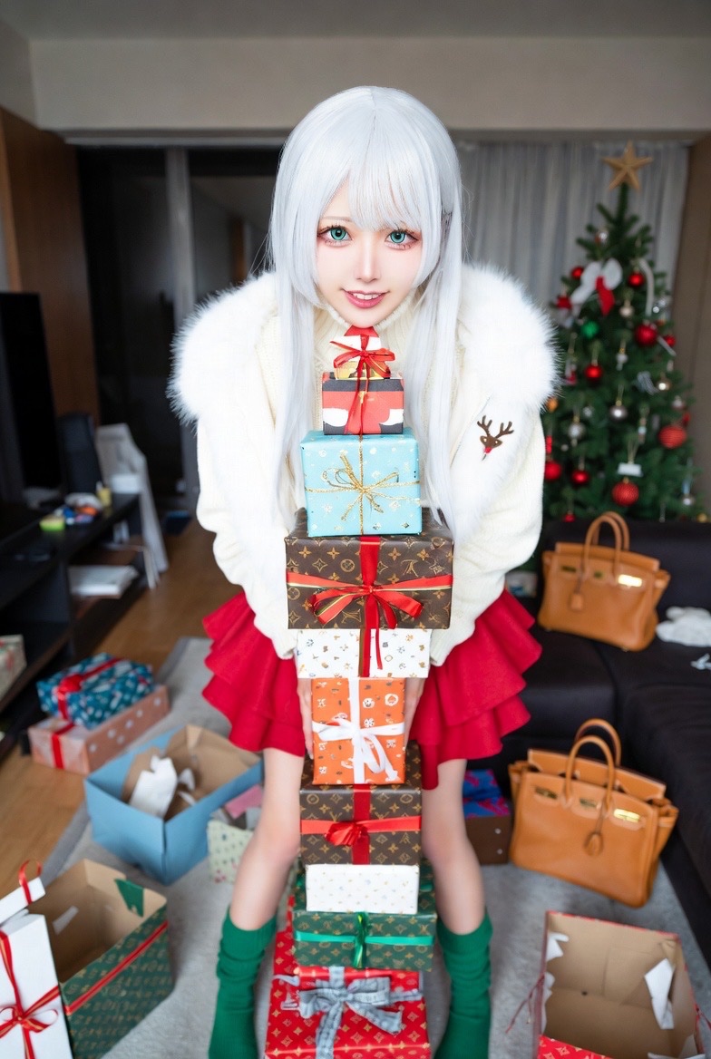 ruanitotumu's tweet image. おはルアンです♪

12月24日の今日は、クリスマス・イブ、マライア・キャリー「恋人たちのクリスマス」の日です

クリスマス・イブにちなんだイラストにしてみました