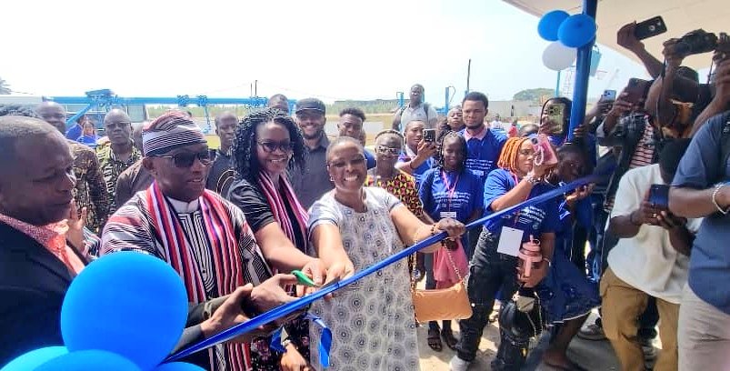 AUC_PAPS's tweet image. 📚 A Day of Impact in Kpor Town, #Liberia🇱🇷!

The AU delegation, led by the @AUC_PAPS Commissioner H.E. @Bankole_Adeoye, and joined by the Messengers-of-Peace (#MoP) and Youth Strategy Forum delegates, visited Kpor Town Public School, which the @_AfricanUnion renovated through